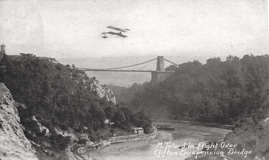 Boxkite over Clifton Suspension Bridge
